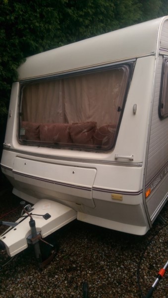 Mobile caravan cleaning in Chesterfield